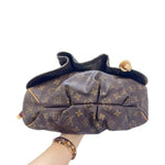 Load image into Gallery viewer, Louis Vuitton LV Monogram Kalahari PM

