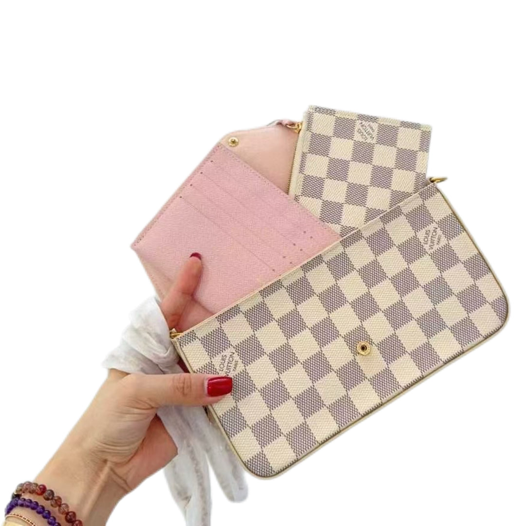 Louis Vuitton Clutch