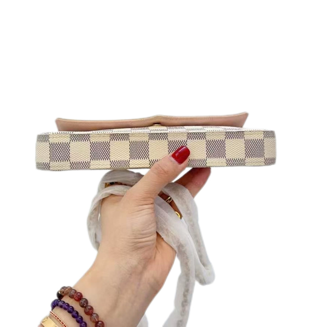 Louis Vuitton Clutch