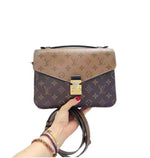 Load image into Gallery viewer, Louis Vuitton Monogram Pochette Métis
